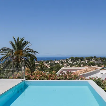 Lujosa Ultramoderna Villa